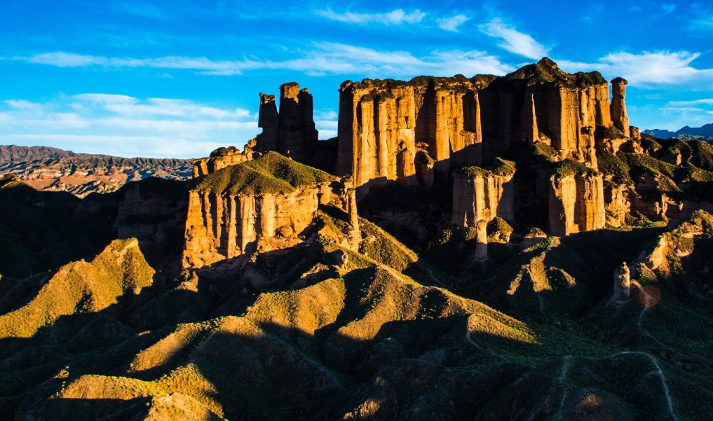【绚丽甘肃】兰州-平山湖大峡谷-七彩丹霞-嘉峪关-敦煌莫高窟-鸣沙山月牙泉6日